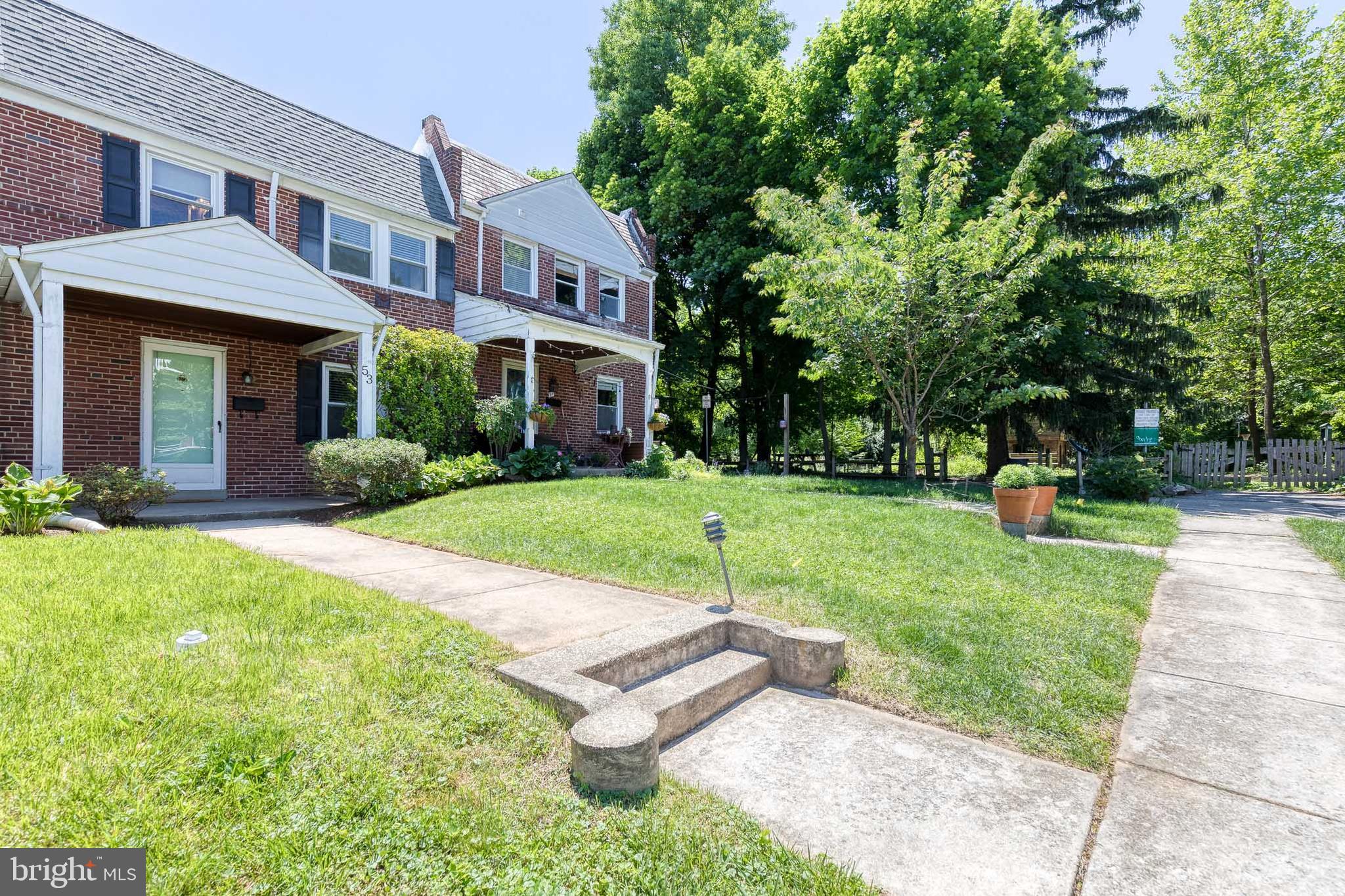 53 Burkshire Road Towson, MD 21286 - Photo 3 of 37