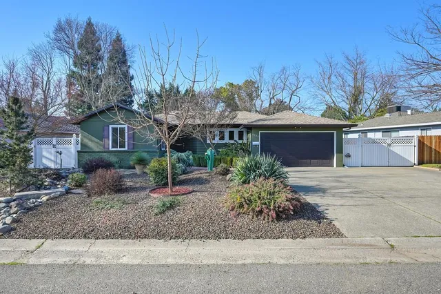 $949,000 | 4033 Cayente Way, Sacramento, CA 95864