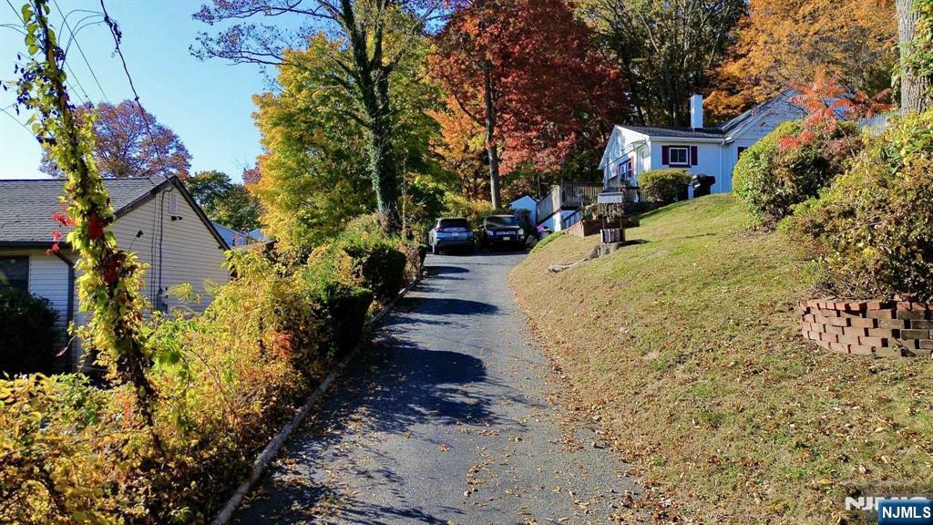 57 Terrace Avenue Butler, NJ 07405 - Photo 12 of 20