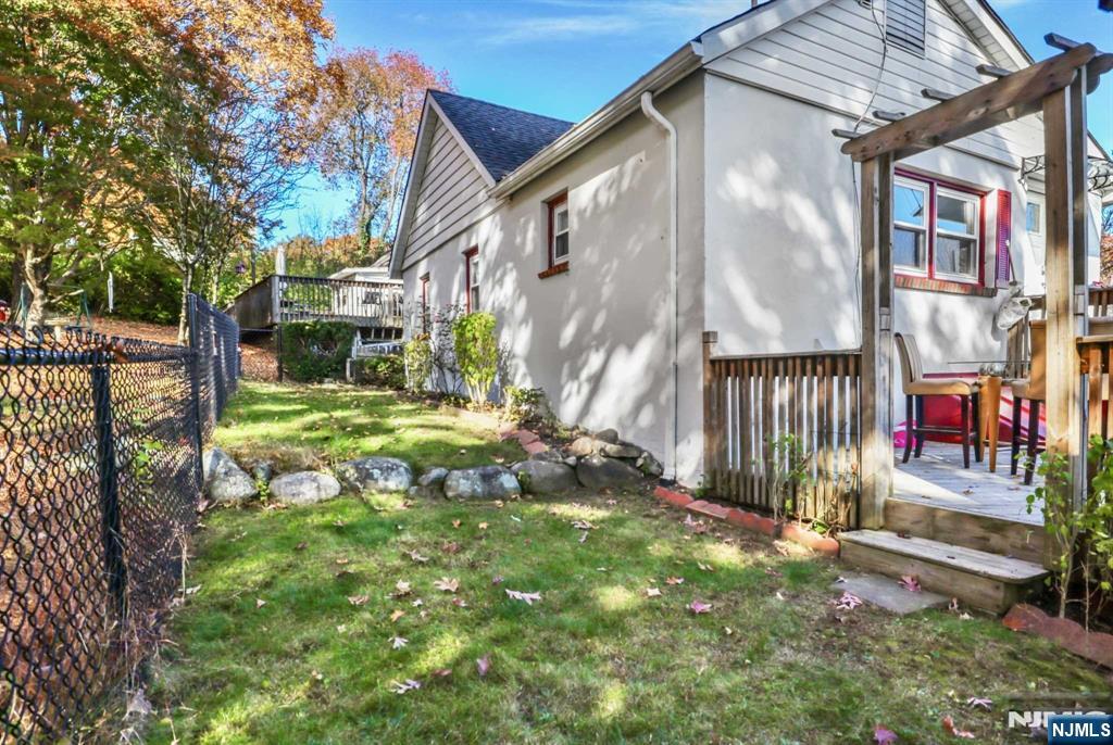 57 Terrace Avenue Butler, NJ 07405 - Photo 10 of 20