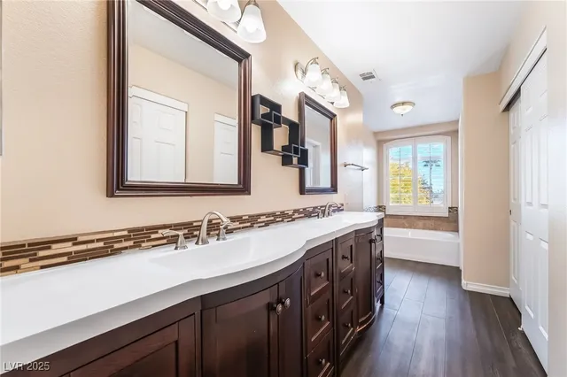 $2,200 | 109 Broken Rock Drive, Henderson, NV 89074