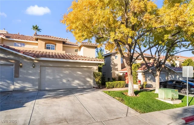 $2,200 | 109 Broken Rock Drive, Henderson, NV 89074