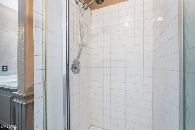 $2,200 | 109 Broken Rock Drive, Henderson, NV 89074