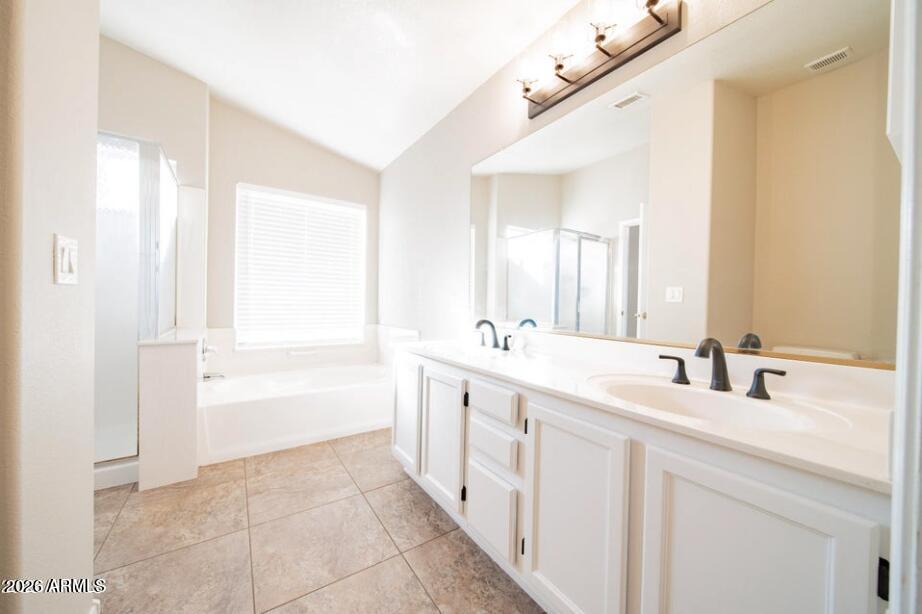 8909 West Davis Road Peoria, AZ 85382 - Photo 11 of 19 11