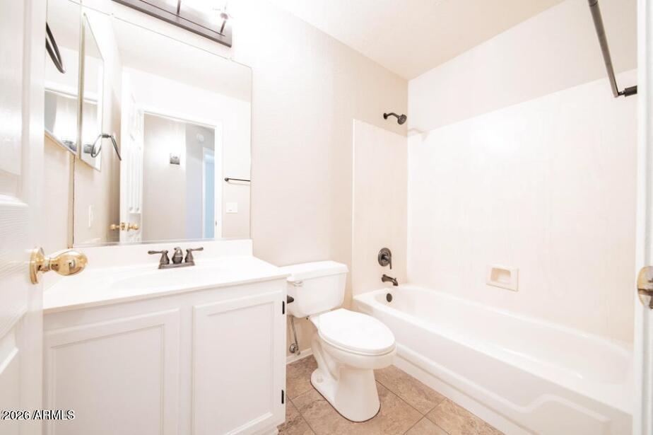 8909 West Davis Road Peoria, AZ 85382 - Photo 14 of 19 14