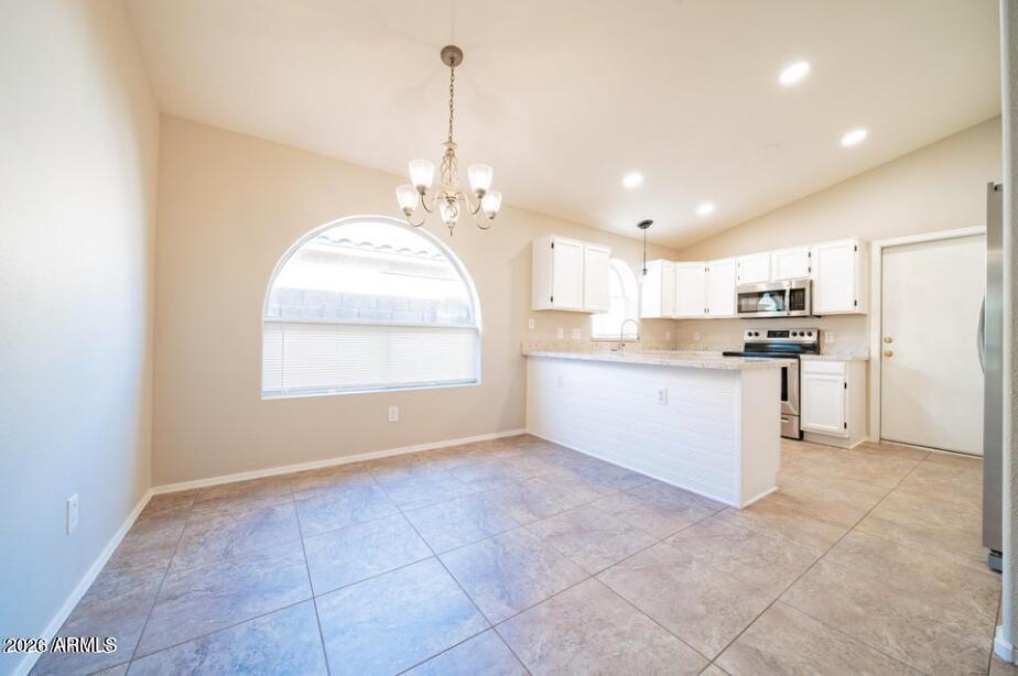 8909 West Davis Road Peoria, AZ 85382 - Photo 5 of 19 5