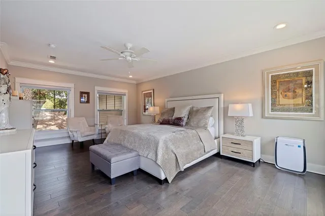 $999,999 | 440 11th Avenue Northeast, St. Petersburg, FL 33701