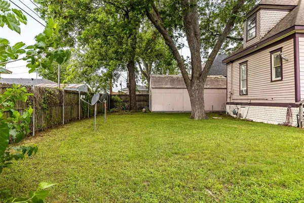 $160,000 | 618 West Chestnut Street, Denison, TX 75020