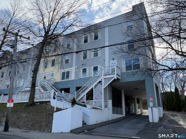 $399,000 | 37 Greenwich Avenue, Unit 21, Stamford, CT 06902