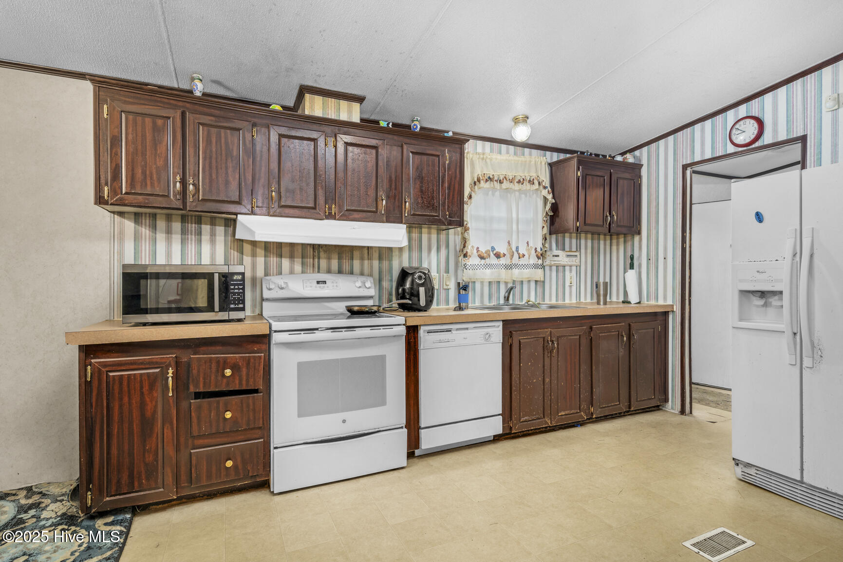 4694 Needham Road Bailey, NC 27807 - Photo 27 of 42 024-4694NeedhamRoad-Bailey-NC-27807-FULL