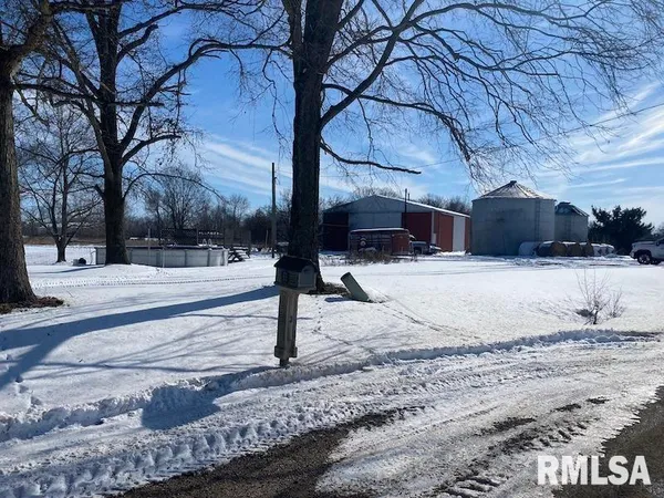 $446,295 | 12040 North Fox Road, Marshall, IL 62441