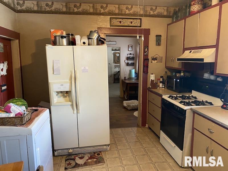 12040 North Fox Road Marshall, IL 62441 - Photo 16 of 35