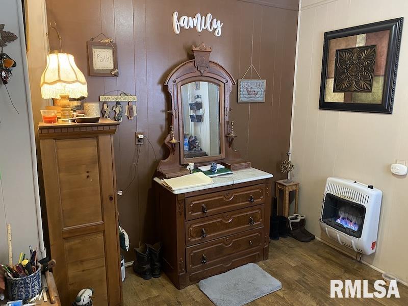 12040 North Fox Road Marshall, IL 62441 - Photo 17 of 35