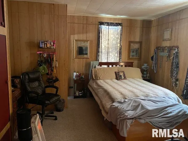 $446,295 | 12040 North Fox Road, Marshall, IL 62441