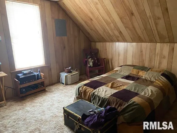 $446,295 | 12040 North Fox Road, Marshall, IL 62441