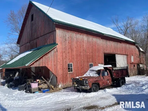 $446,295 | 12040 North Fox Road, Marshall, IL 62441