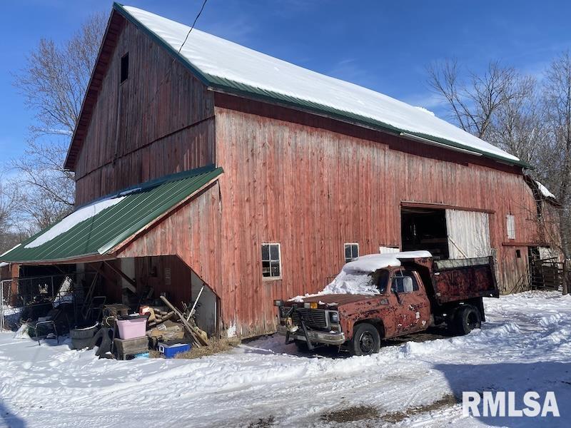 12040 North Fox Road Marshall, IL 62441 - Photo 8 of 35