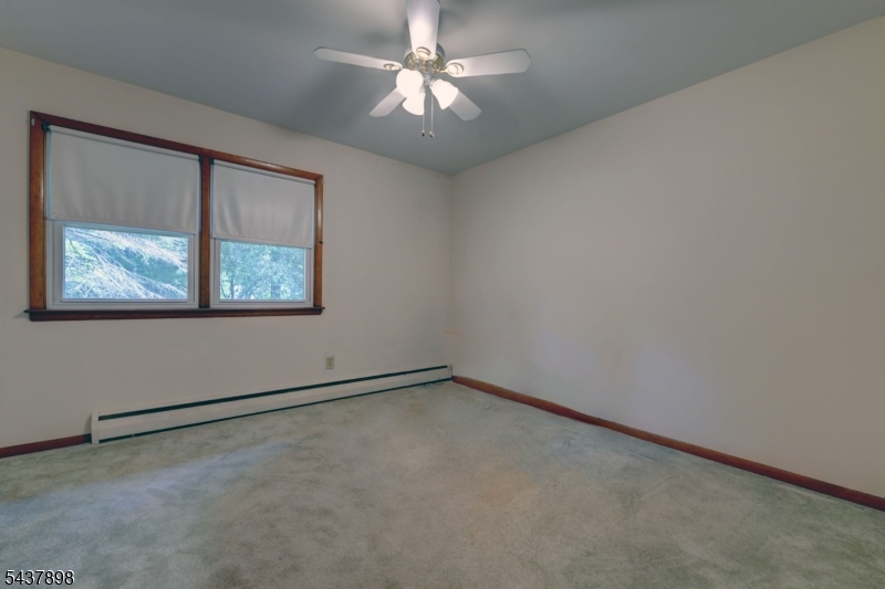 34 Knoll Road Wayne, NJ 07470 - Photo 30 of 50