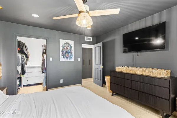 $584,500 | 2814 East Sierra Street, Phoenix, AZ 85028