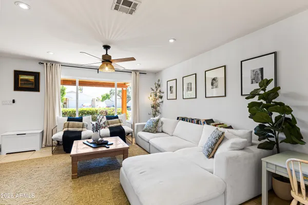 $584,500 | 2814 East Sierra Street, Phoenix, AZ 85028