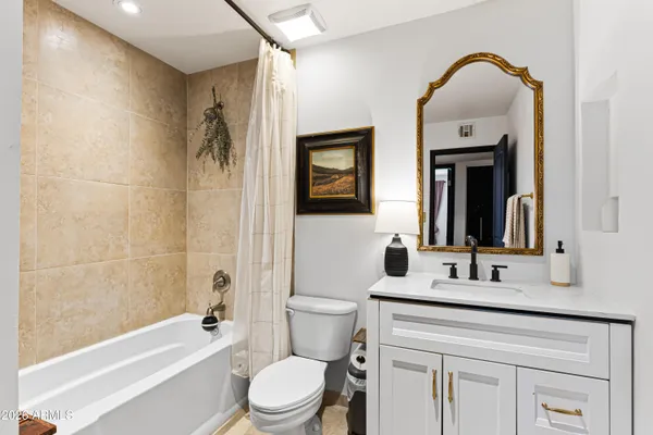 $584,500 | 2814 East Sierra Street, Phoenix, AZ 85028
