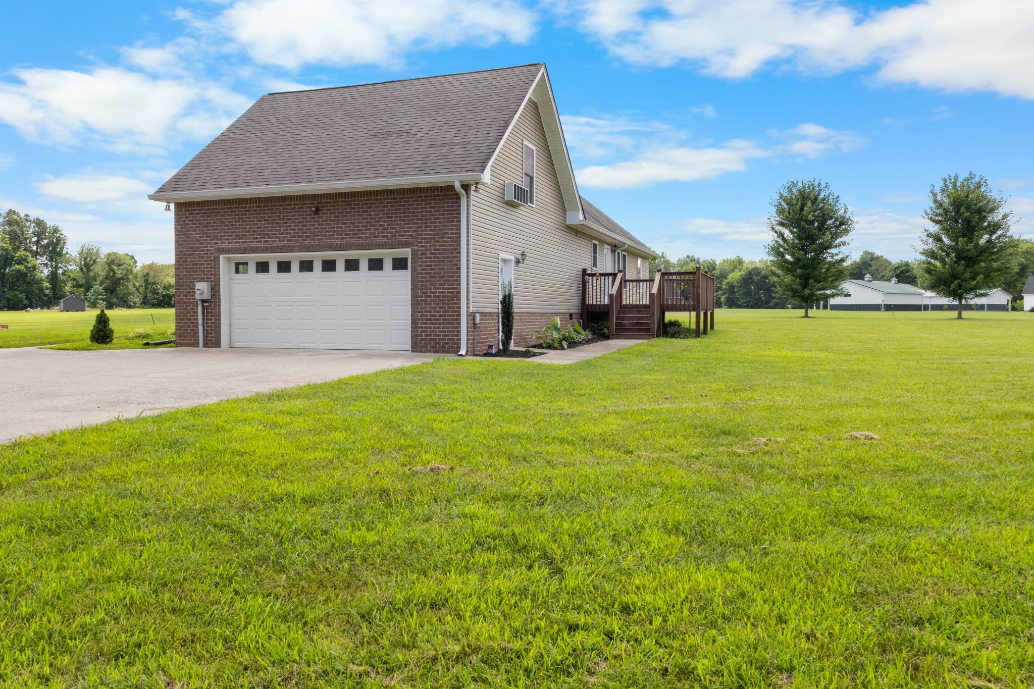 1020 Loganview Way Springfield, TN 37172 - Photo 31 of 35