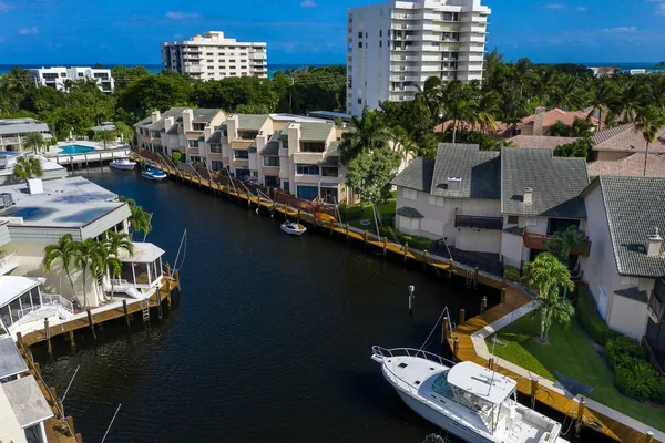 $1,675,000 | 1127 Boca Cove Lane, Highland Beach, FL 33487