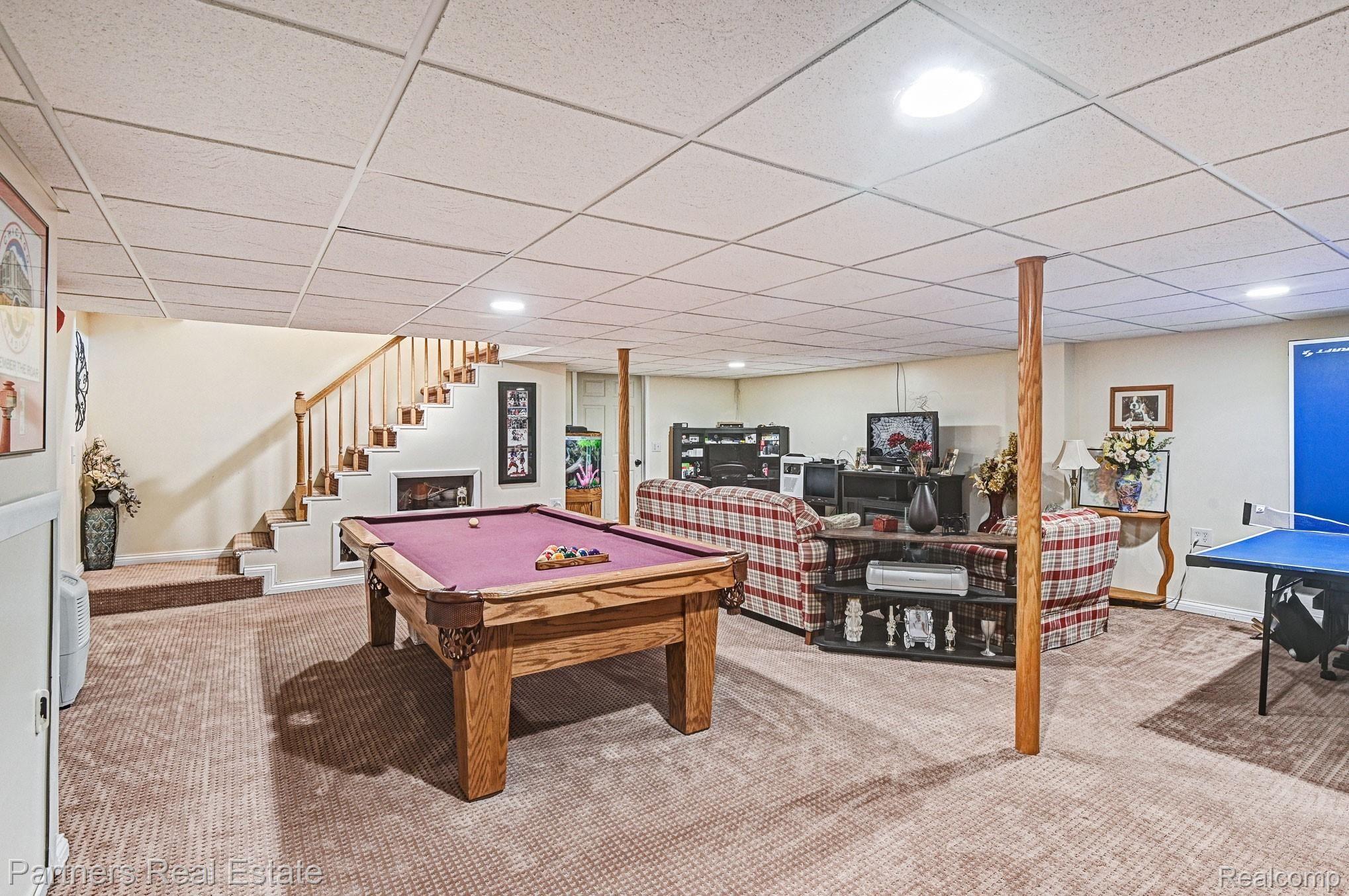 825 Oak Cluster Court Howell, MI 48855 - Photo 28 of 33 CNG_8427_8_9.jpg
