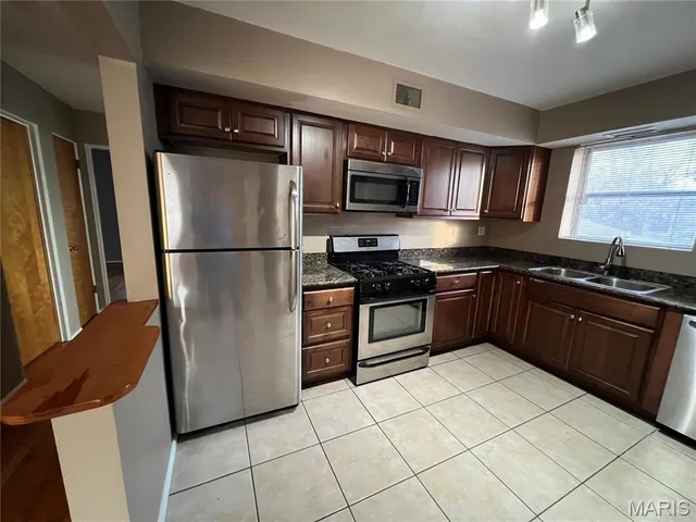 $1,595 | 1102 Ralph Terrace, Richmond Heights, MO 63117