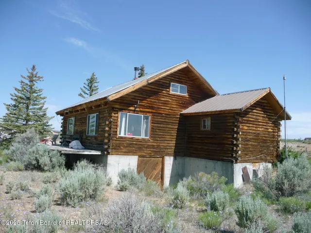 $423,000 | 85 State Highway 354, Daniel, WY 83115