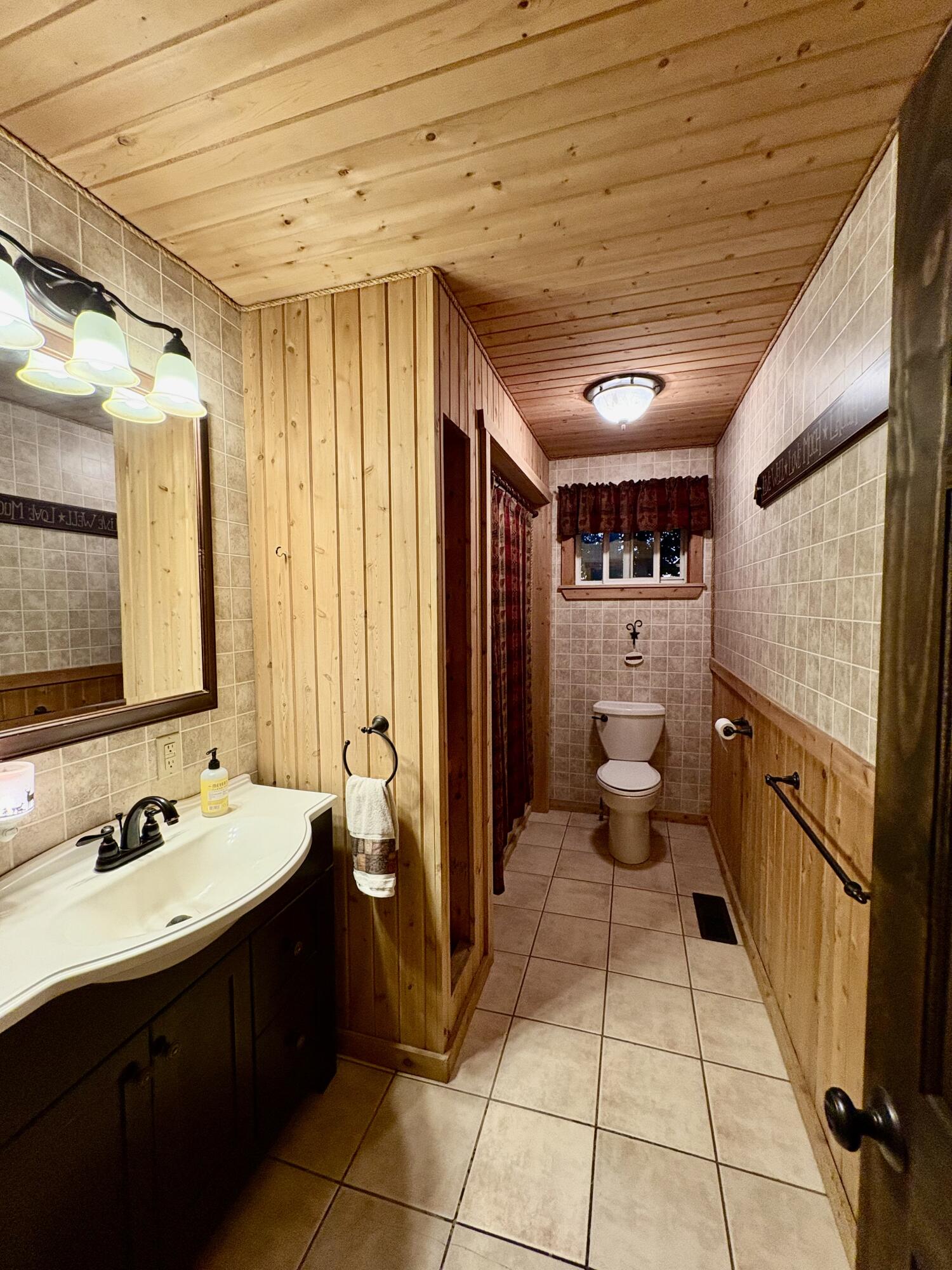 557 Enfield Road Lincoln, ME 04457 - Photo 14 of 40 IMG_7165