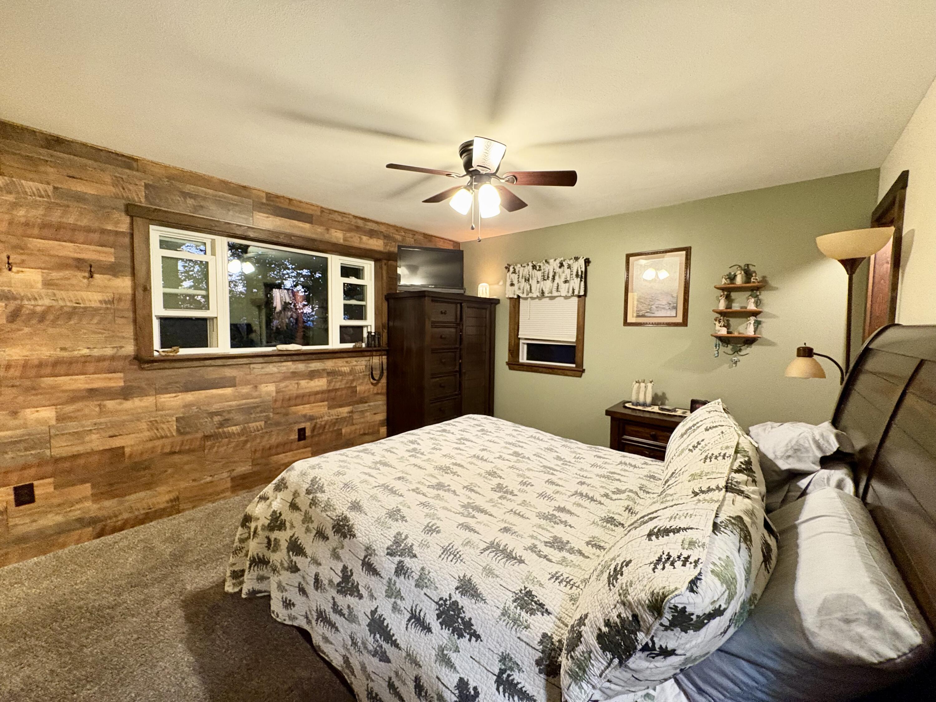 557 Enfield Road Lincoln, ME 04457 - Photo 17 of 40 IMG_7173