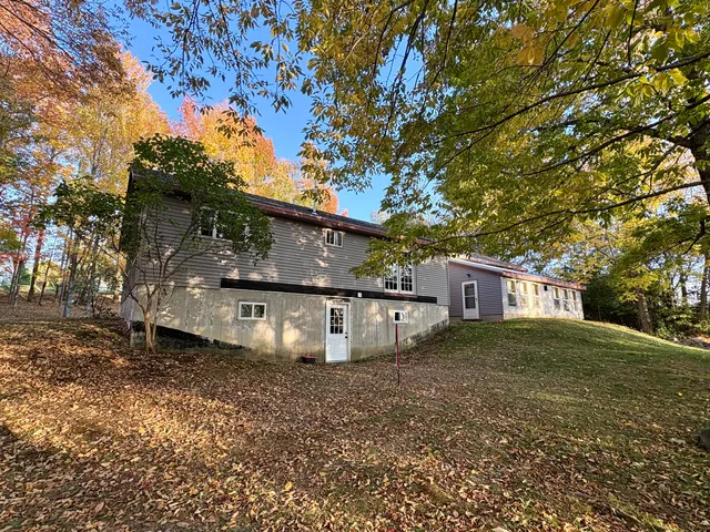 $320,000 | 557 Enfield Road, Lincoln, ME 04457