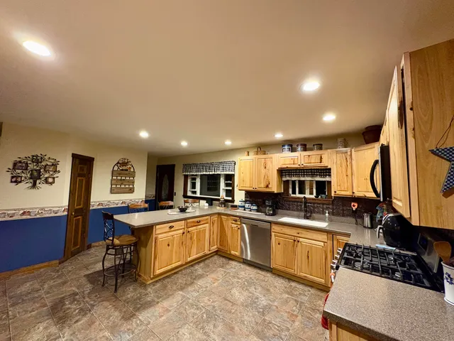 $320,000 | 557 Enfield Road, Lincoln, ME 04457