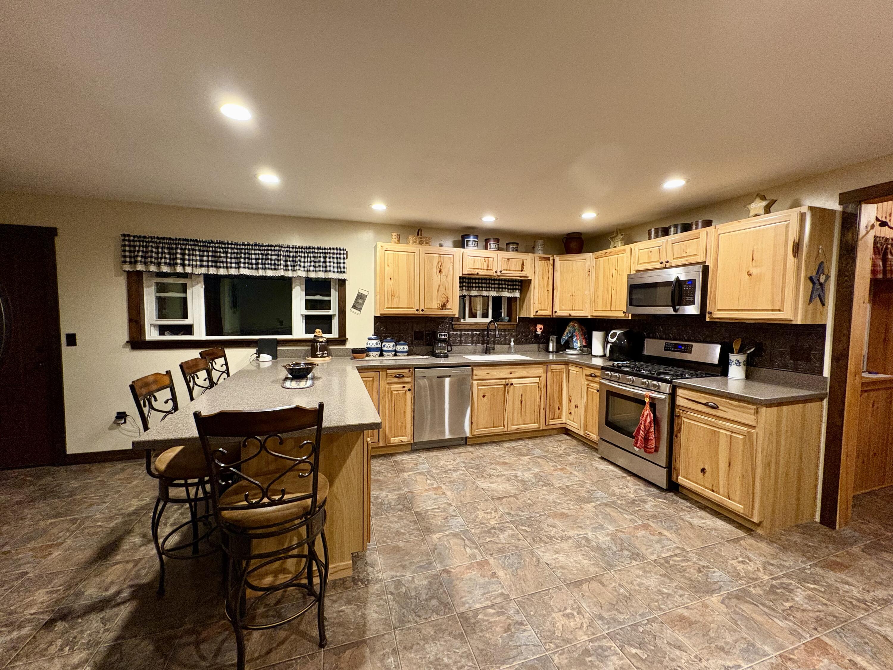 557 Enfield Road Lincoln, ME 04457 - Photo 8 of 40 IMG_7228