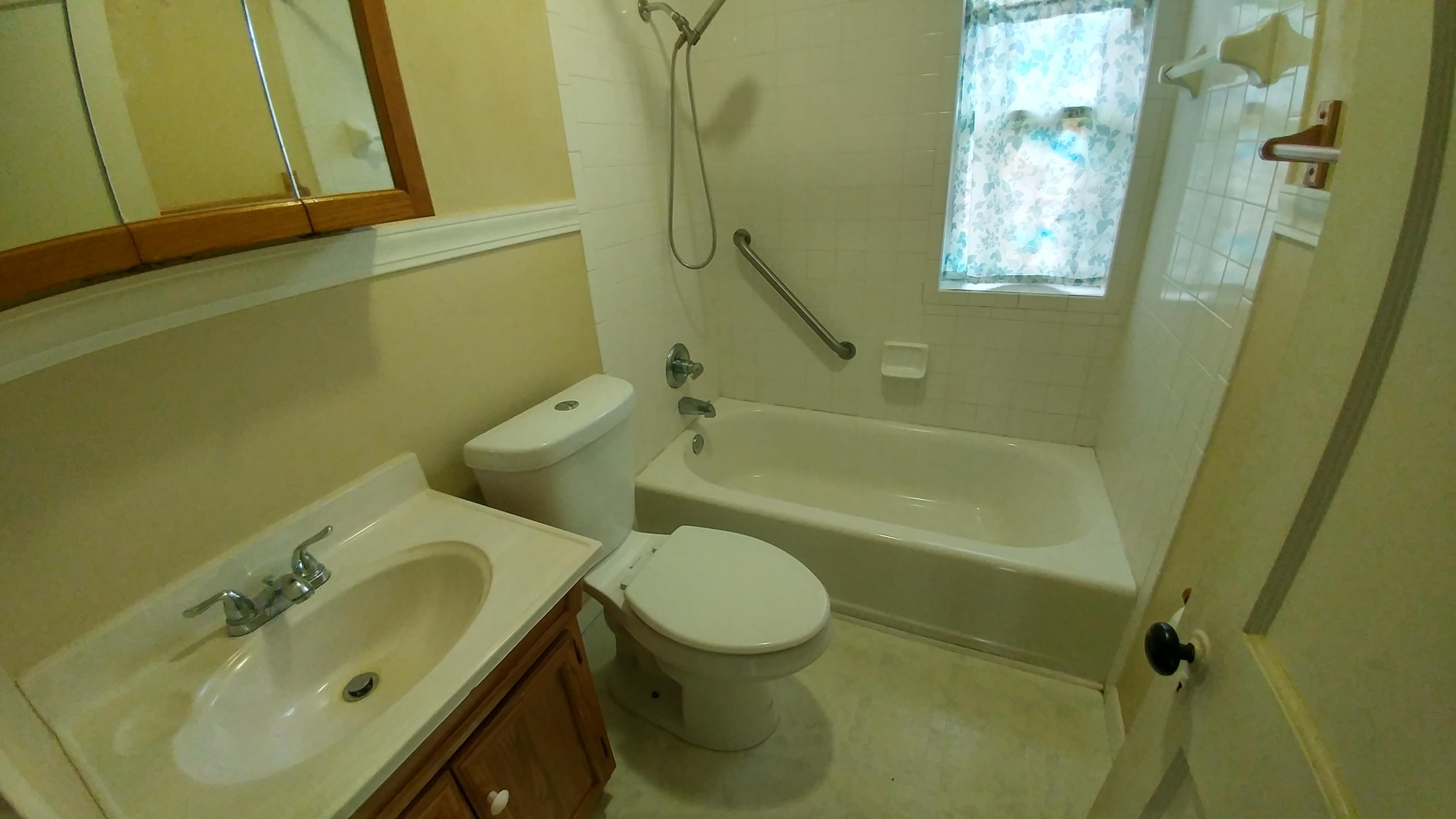 111 Outer Drive Oak Ridge, TN 37830 - Photo 9 of 13 0821201606b_HDR