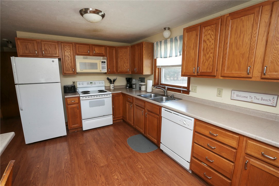 129 Crosspatch Road Charlestown, RI 02813 - Photo 7 of 20