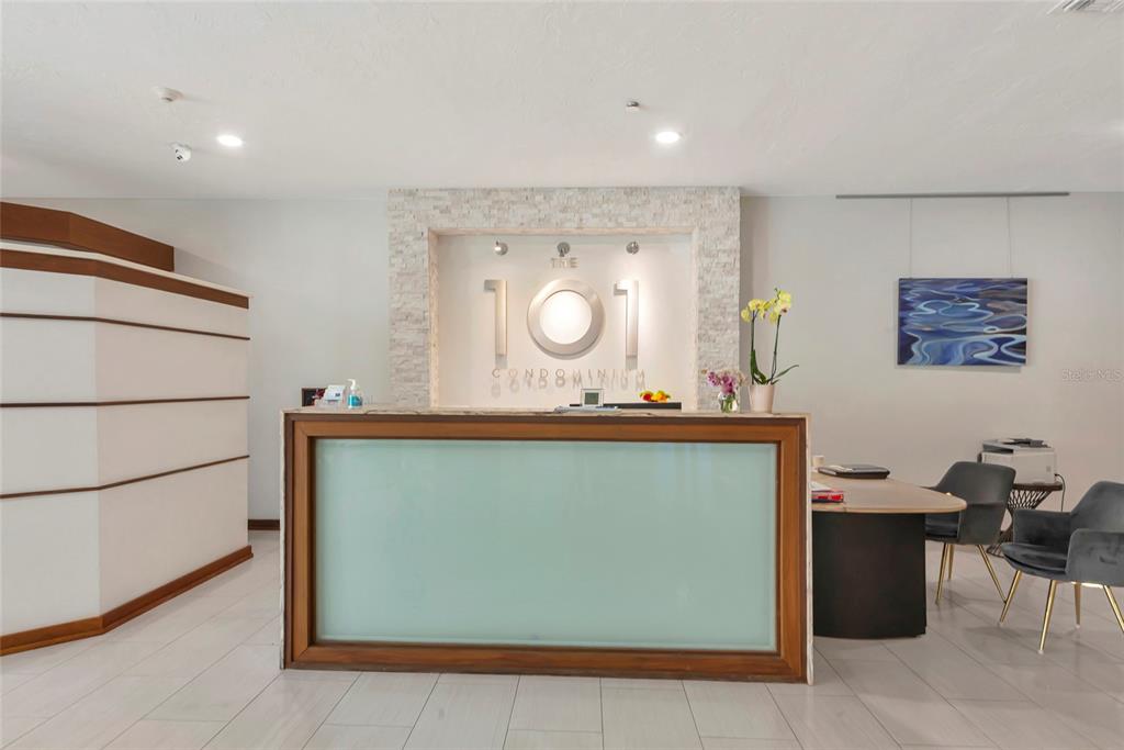 101 South Gulfstream Avenue, Unit 16C Sarasota, FL 34236 - Photo 20 of 86