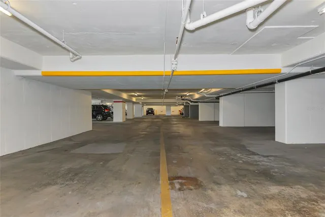 $524,900 | 101 South Gulfstream Avenue, Unit 16C, Sarasota, FL 34236