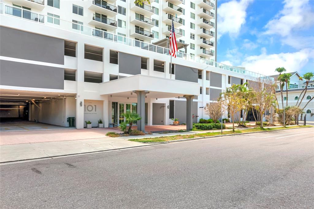 101 South Gulfstream Avenue, Unit 16C Sarasota, FL 34236 - Photo 61 of 86 a view of a building with a street