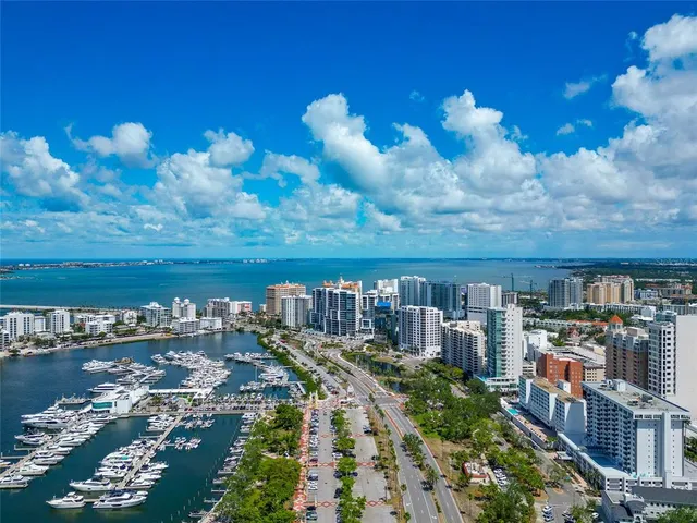 $524,900 | 101 South Gulfstream Avenue, Unit 16C, Sarasota, FL 34236