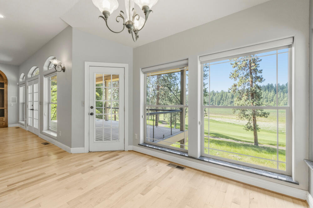 11756 Merganser Road Klamath Falls, OR 97601 - Photo 24 of 73 View From Kitchen