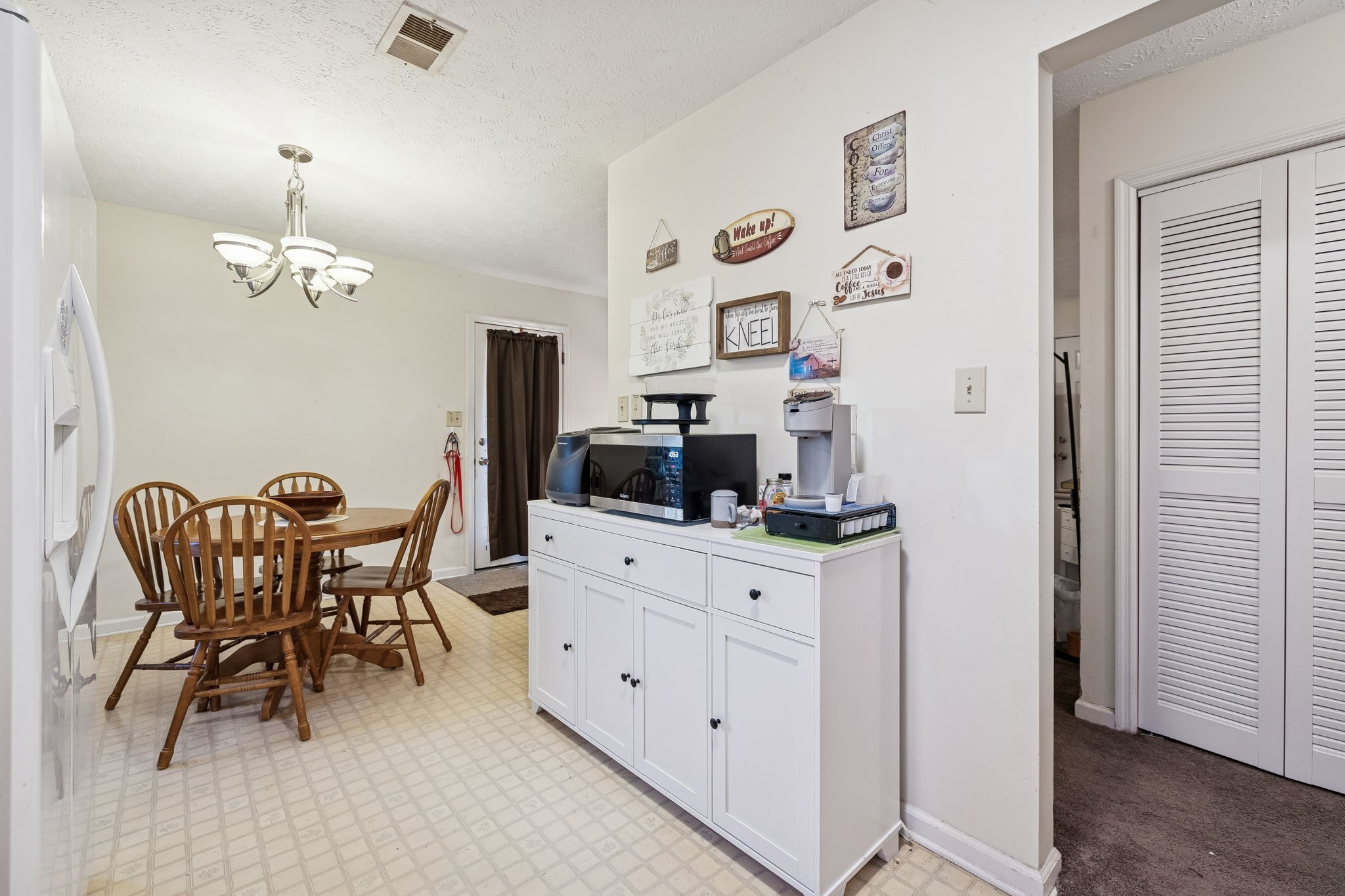 1337 Oaklawn Road Chapmansboro, TN 37035 - Photo 11 of 29