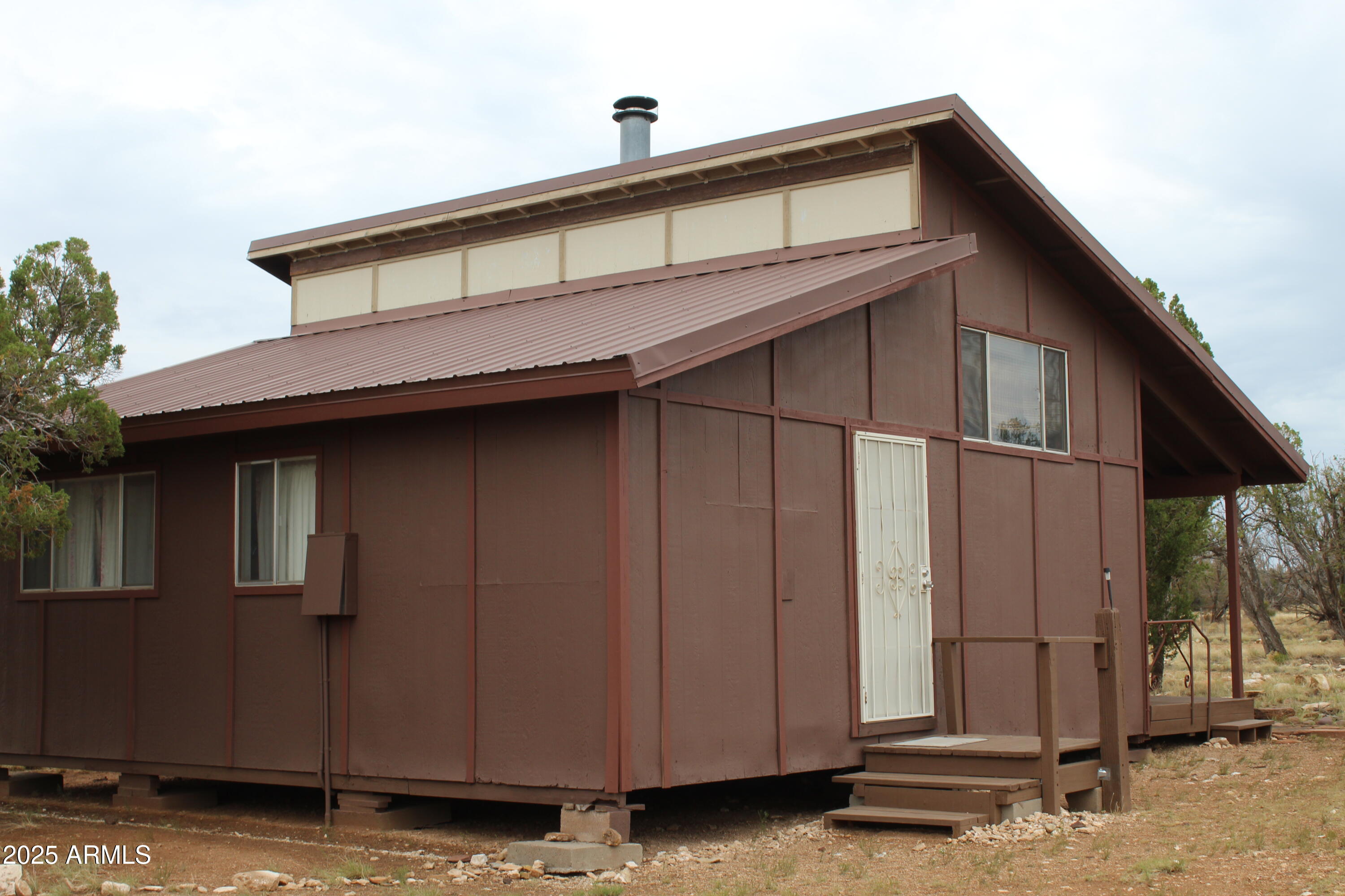 979 Elk Run Heber, AZ 85928 - Photo 4 of 12 a view of a house