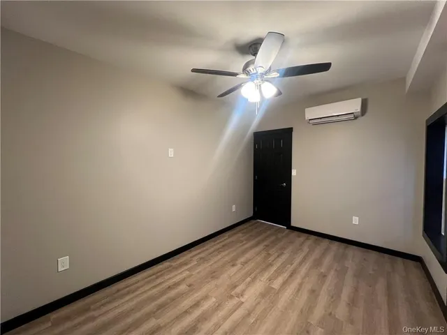 $1,600 | 30 Henry Street, Middletown, NY 10940