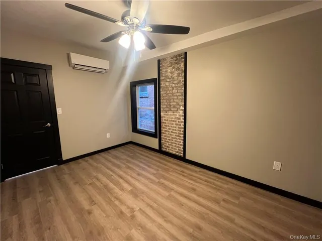 $1,600 | 30 Henry Street, Middletown, NY 10940