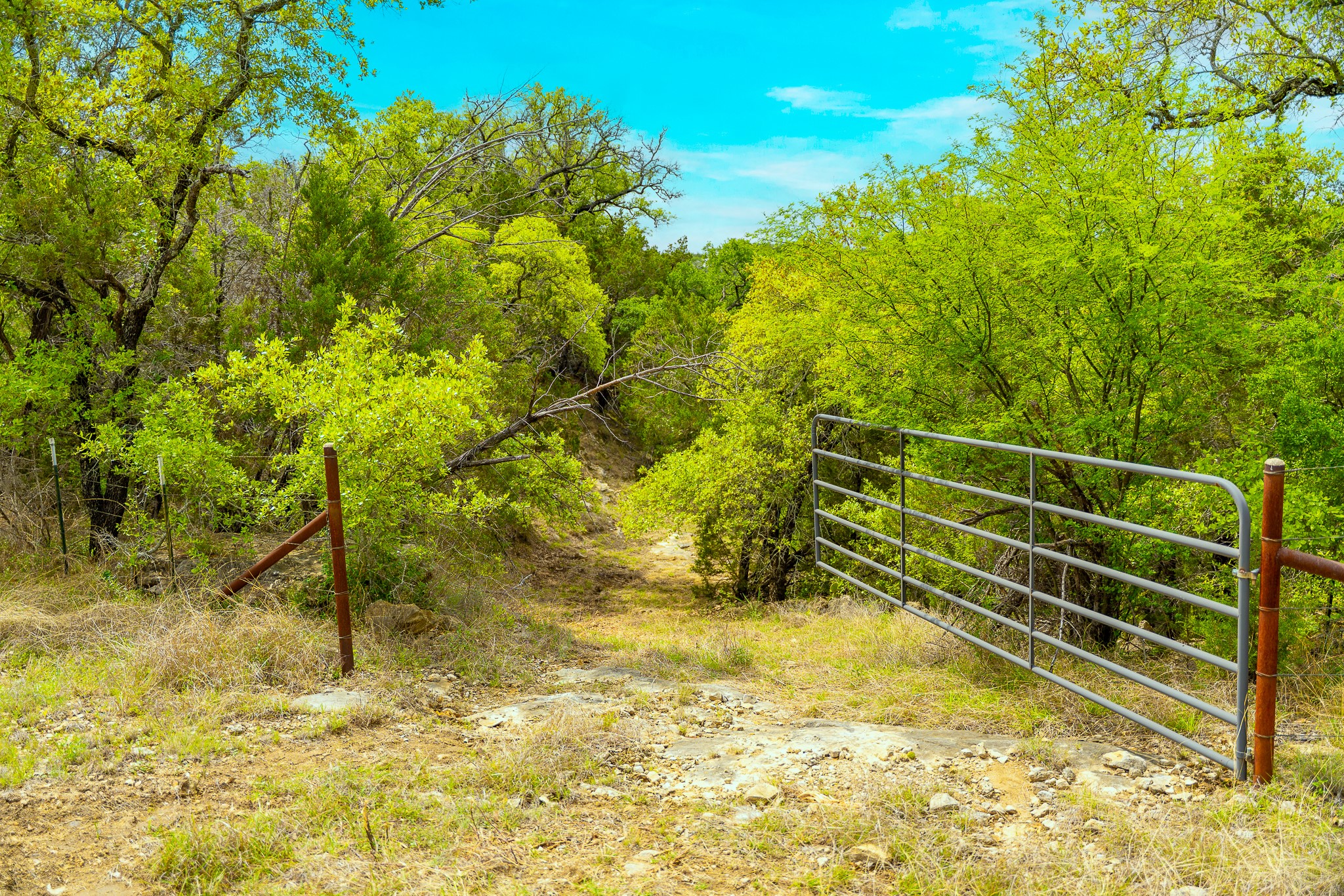 28205 Turner Ranch Road Marble Falls, TX 78654 - Photo 23 of 39 View of gate