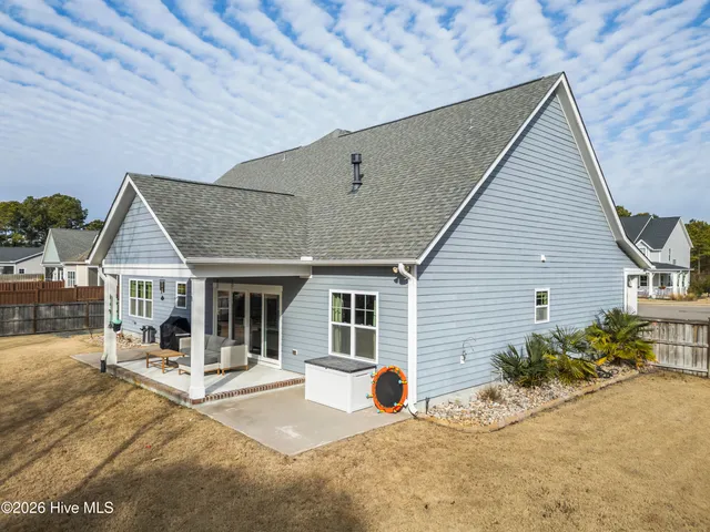 $600,000 | 66 Lemongrass Court, Hampstead, NC 28443