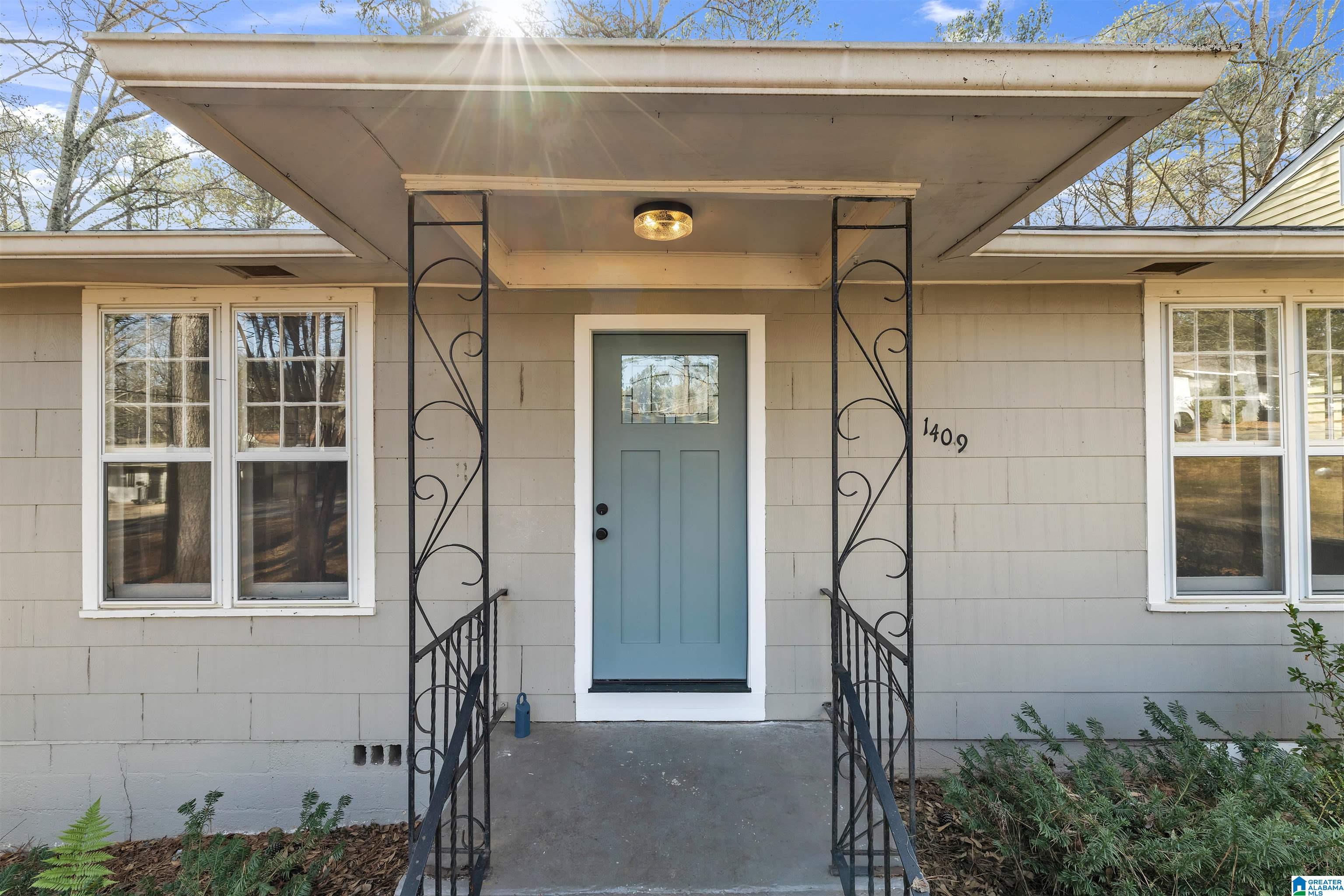 1409 Monticello Road Birmingham, AL 35210 - Photo 1 of 27