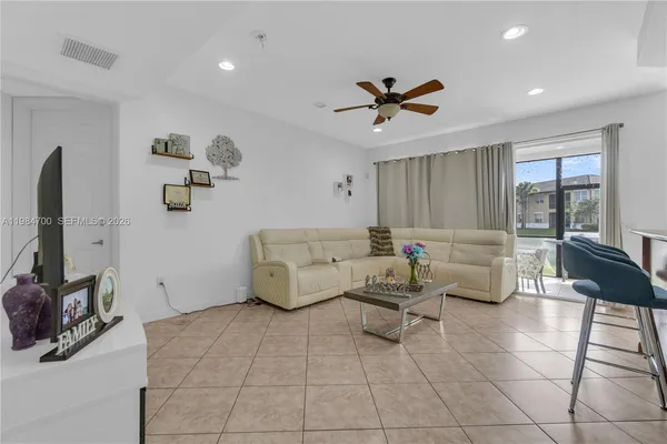 $3,500 | 8200 Northwest 128th Lane, Unit 40B, Parkland, FL 33076